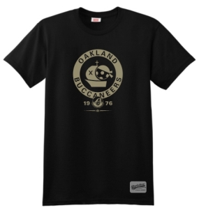 unknown Oakland Buccaneers T-Shirt